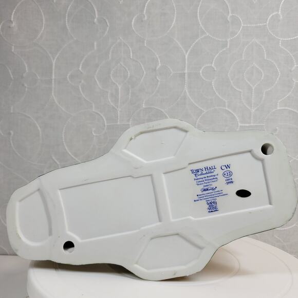 Lang & Wise Town Hall Colonial Brown Williamsburg Bruton Parish Church 1998 #22 - Picture 4 of 16